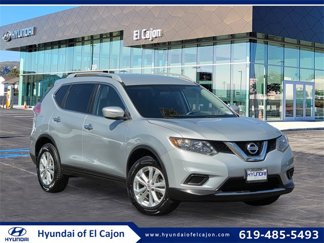 Used 2014 Nissan Rogue SV image 1