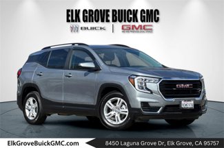 Used 2023 GMC Terrain SLE w/ Driver Convenience Package image 1