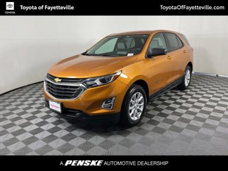 Used 2019 Chevrolet Equinox LS w/ LS Convenience Package image 1