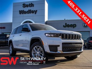 New 2025 Jeep Grand Cherokee L Laredo image 1
