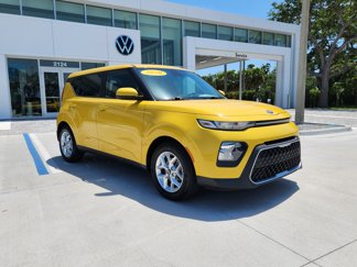 Used 2020 Kia Soul S image 1