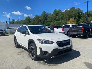 Used 2023 Subaru Crosstrek 2.0i image 1