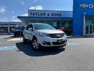 Used 2017 Chevrolet Traverse LT image 1