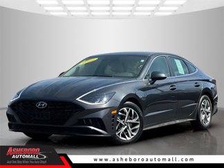 Used 2022 Hyundai Sonata SEL image 1