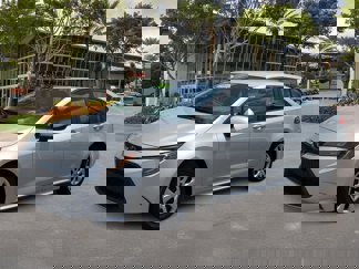 Used 2021 Toyota Corolla LE image 1