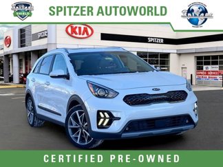 Used 2021 Kia Niro Touring image 1