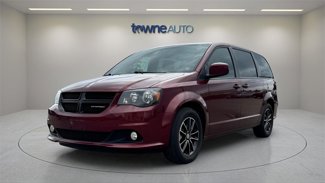 Used 2018 Dodge Grand Caravan SE image 1