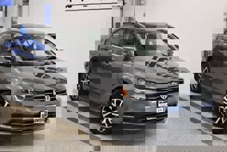 Used 2017 Volkswagen Jetta SE image 1
