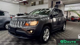 Used 2016 Jeep Compass Latitude image 1