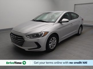 Used 2017 Hyundai Elantra SE image 1