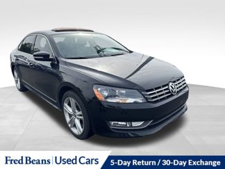 Used 2014 Volkswagen Passat TDI SE image 1