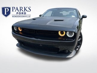 Used 2019 Dodge Challenger GT image 1