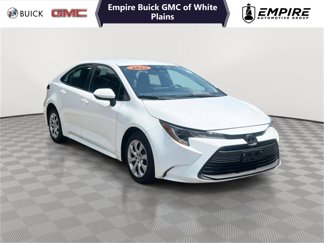 Used 2023 Toyota Corolla LE image 1