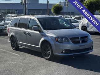 Used 2019 Dodge Grand Caravan GT image 1