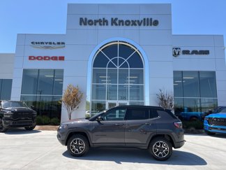 Used 2024 Jeep Compass Trailhawk image 1