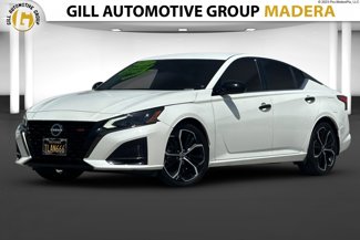 Used 2023 Nissan Altima 2.5 SR image 1