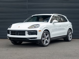 Used 2025 Porsche Cayenne image 1