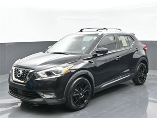 Used 2020 Nissan Kicks SR image 1