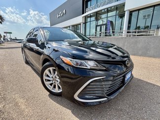 Used 2023 Toyota Camry LE image 1