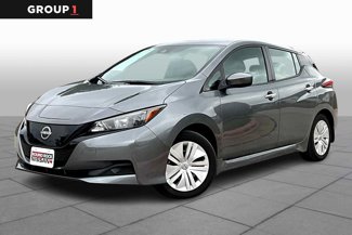Used 2023 Nissan Leaf S image 1