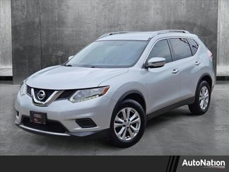 Used 2016 Nissan Rogue SV image 1