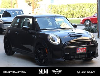 Certified 2022 MINI Cooper S image 1