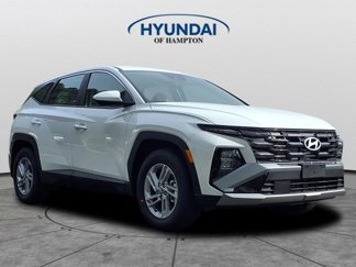 New 2025 Hyundai Tucson SE image 1