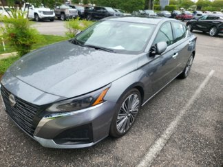 Used 2023 Nissan Altima 2.5 SL image 1