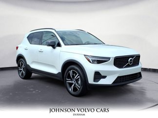 New 2026 Volvo XC40 B5 Core w/ Climate Package image 1