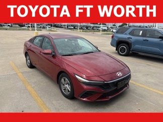 Used 2024 Hyundai Elantra SE image 1