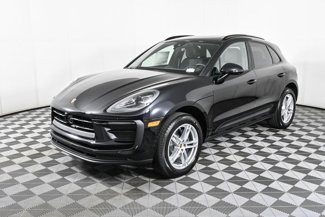 Certified 2025 Porsche Macan video 1