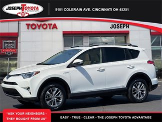 Certified 2017 Toyota RAV4 XLE image 1