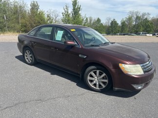 Used 2009 Ford Taurus SEL image 1
