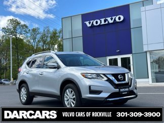 Used 2017 Nissan Rogue SV image 1