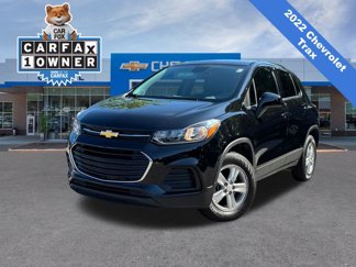 Used 2022 Chevrolet Trax LS w/ Tint and Cruise Package image 1