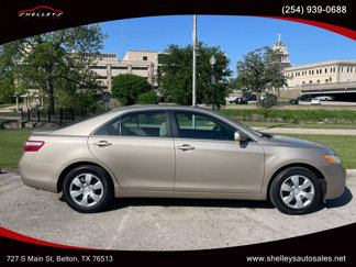 Used 2009 Toyota Camry SE image 1