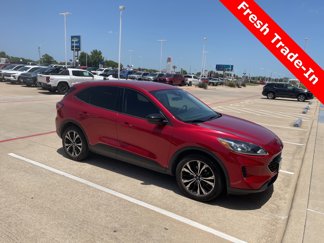 Used 2021 Ford Escape SE w/ SE Sport Appearance Package image 1