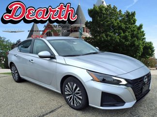 Used 2023 Nissan Altima 2.5 SV image 1