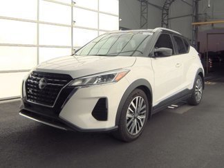Used 2022 Nissan Kicks SV image 1