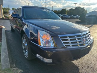 Used 2007 Cadillac DTS image 1