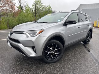 Used 2017 Toyota RAV4 SE image 1