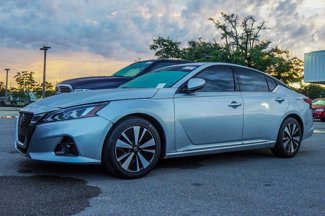 Used 2019 Nissan Altima 2.5 SV image 1