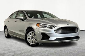Used 2019 Ford Fusion S image 1