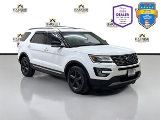 Used 2016 Ford Explorer XLT w/ Equipment Group 202A image 1
