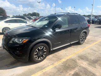 Used 2020 Nissan Pathfinder SL image 1