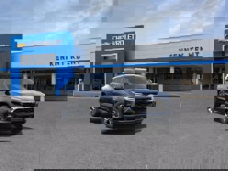 New 2025 Chevrolet Trax LT w/ Driver Confidence Package image 1