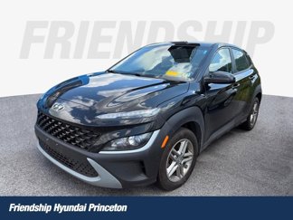 Used 2022 Hyundai Kona SE image 1