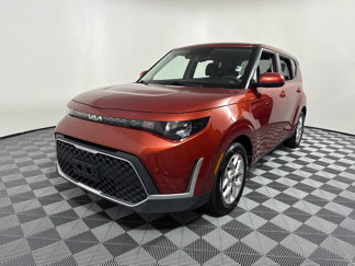 Used 2023 Kia Soul S image 1
