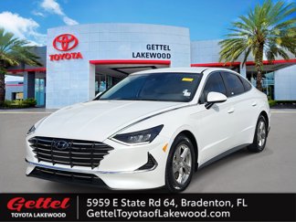 Used 2022 Hyundai Sonata SE image 1