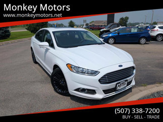 Used 2016 Ford Fusion SE image 1